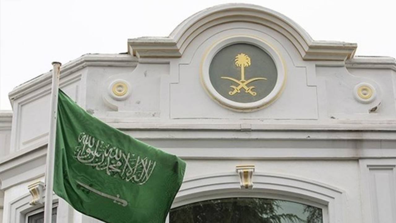السفارة السعودية في الكويت وإجازة الأحد