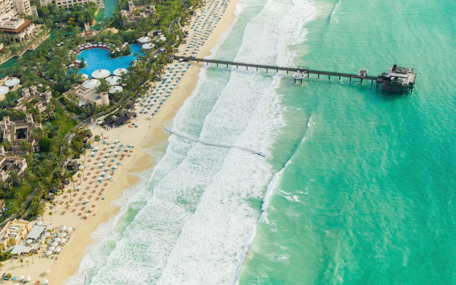 شواطئ دبي المجانية