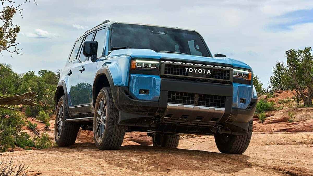 تويوتا لاند كروزر 2024