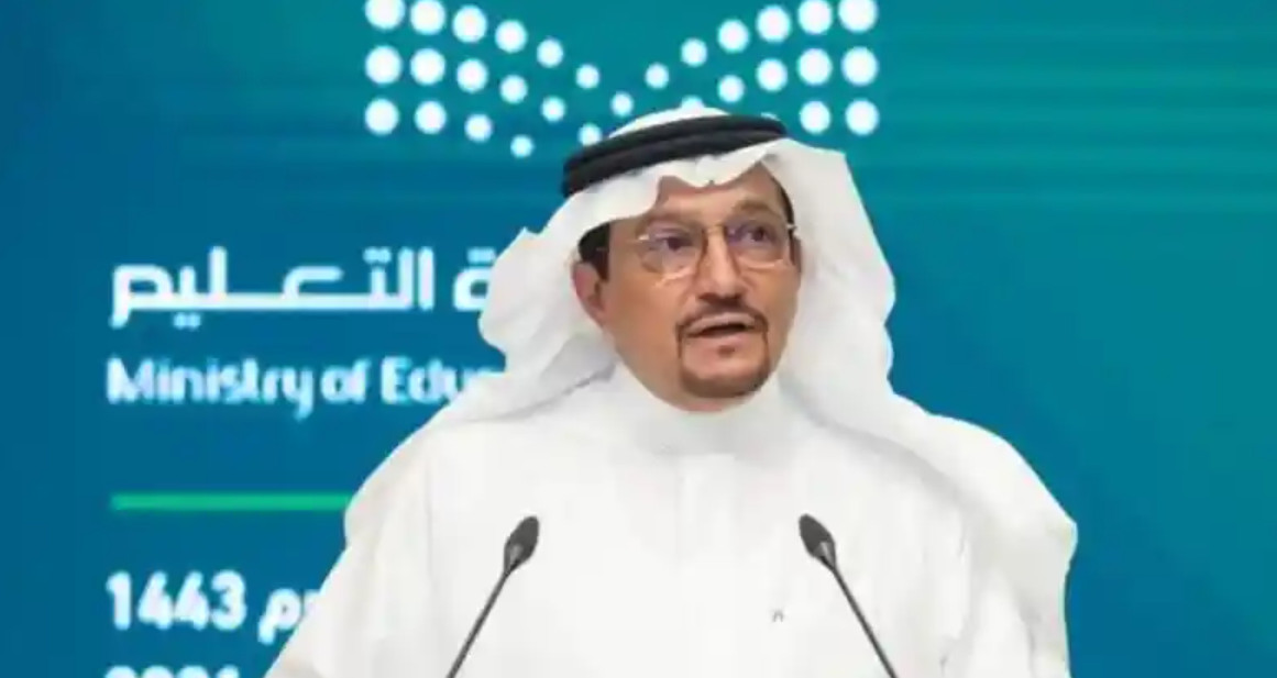 كم باقي على اختبارات النهائيه