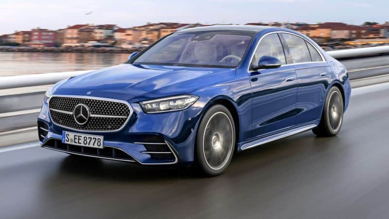 سيارة مرسيدس CLA 200 2023