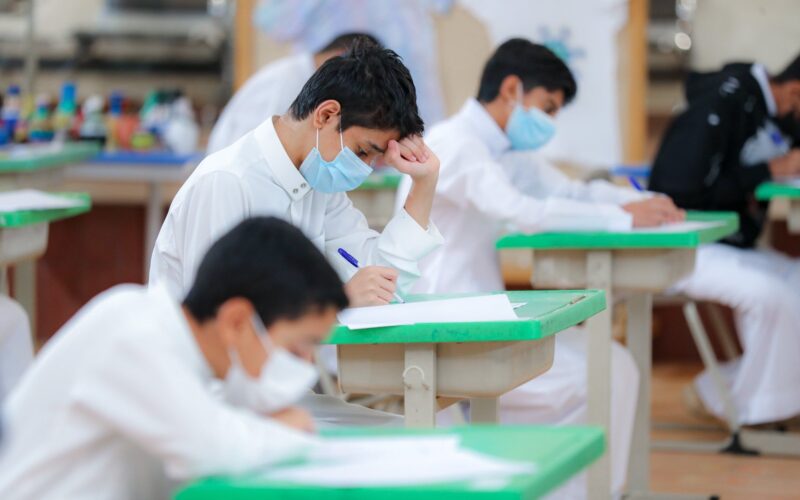 وقت اختبارات الفصل الدراسي الأول