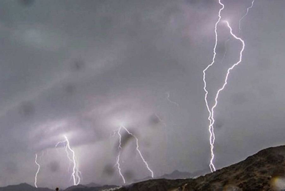 هطول امطار رعدية في السعودية