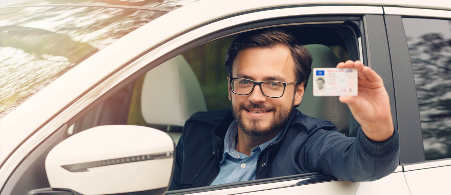 اصدار رخصة قيادة 
