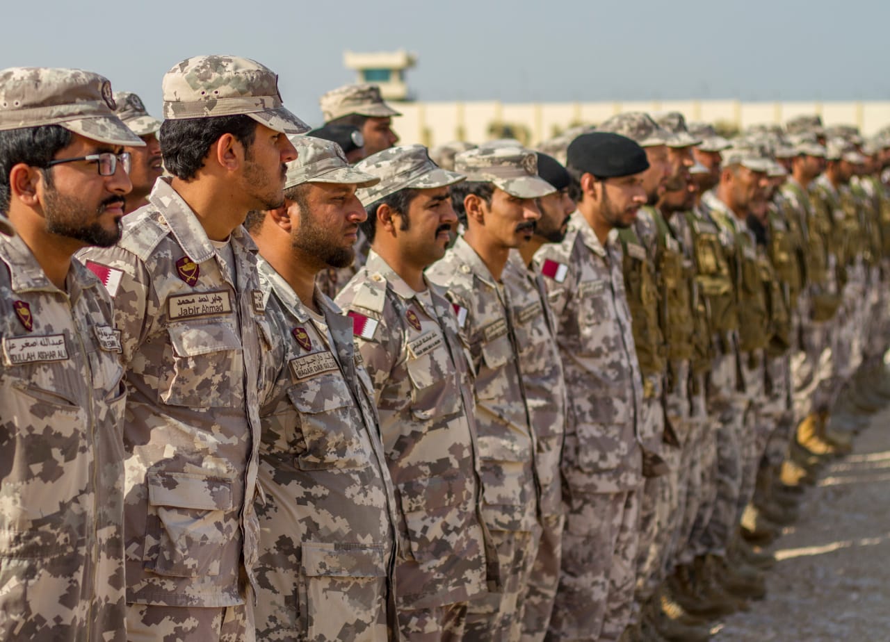 شروط التقديم للجيش القطري للأجانب والسيدات .. وسلم راوتب الجيش في قطر 