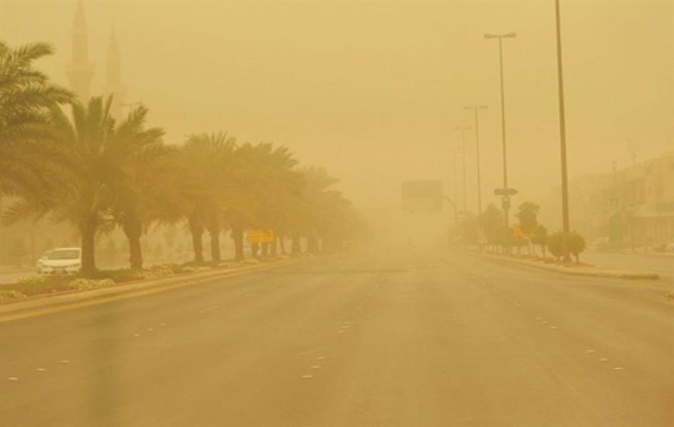 طقس اليوم عواصف ترابية على ٤ مناطق سعودية