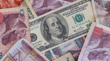 سعر الدولار مقابل الريال السعودي والجنيه المصري في السوق السوداء