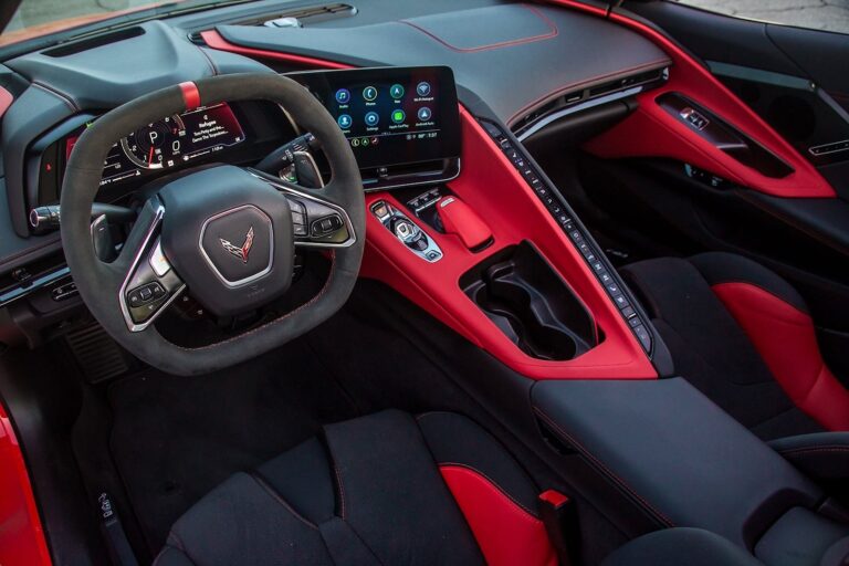 سيارة Chevy Corvette ZR-1 الامريكية