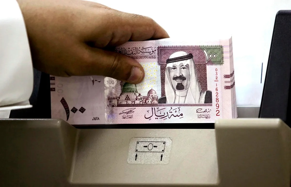 سعر الريال أمام الجنيه