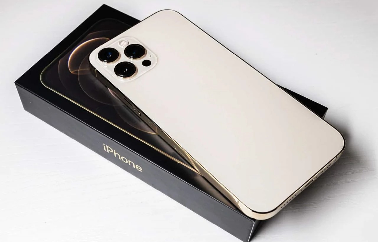 سعر ايفون 13 برو ماكس