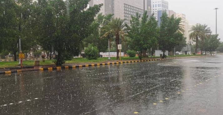 تعليق الدراسة الحضورية