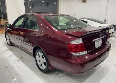 سيارة تويوتا كامري مستعملة